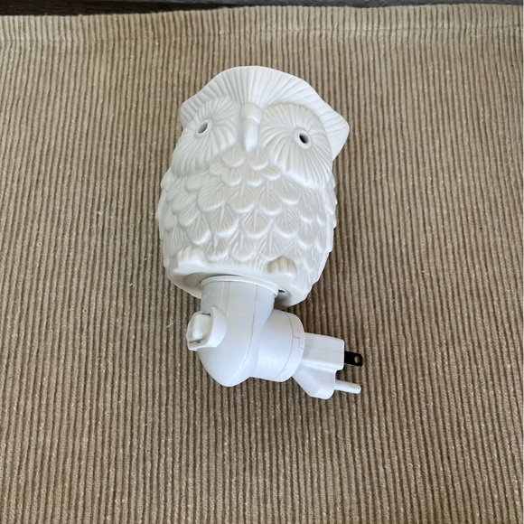 Scentsy warmer - Picture 2 of 5